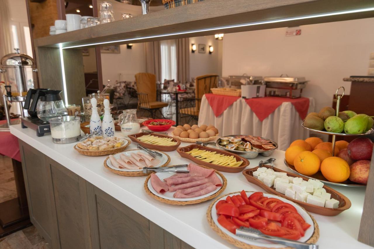 Aklidi Hotel Митилини Экстерьер фото